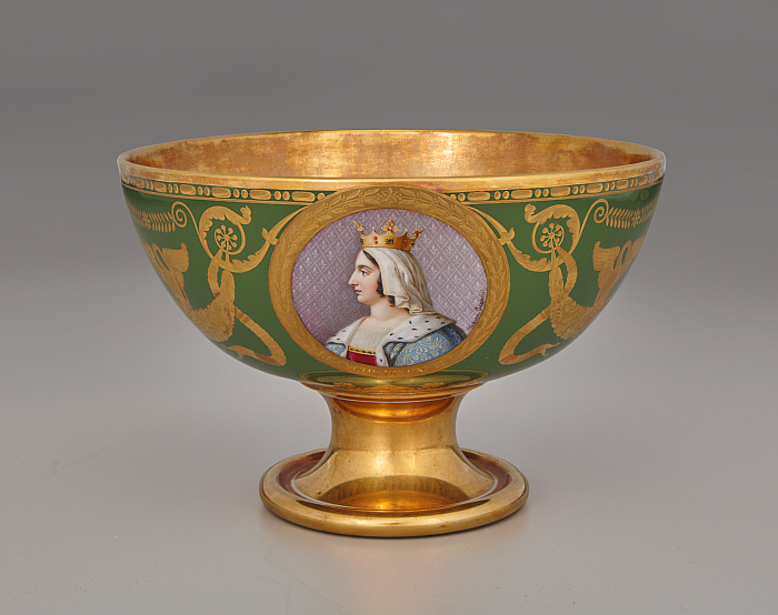 Bowl (jatte à fruits hémisphérique) with portraits of Catherine the Great of Russia (1729-1796), Maria Theresa of Austria (1717-1780), and Blanche of Castille (1188-1252) Slider Image 2